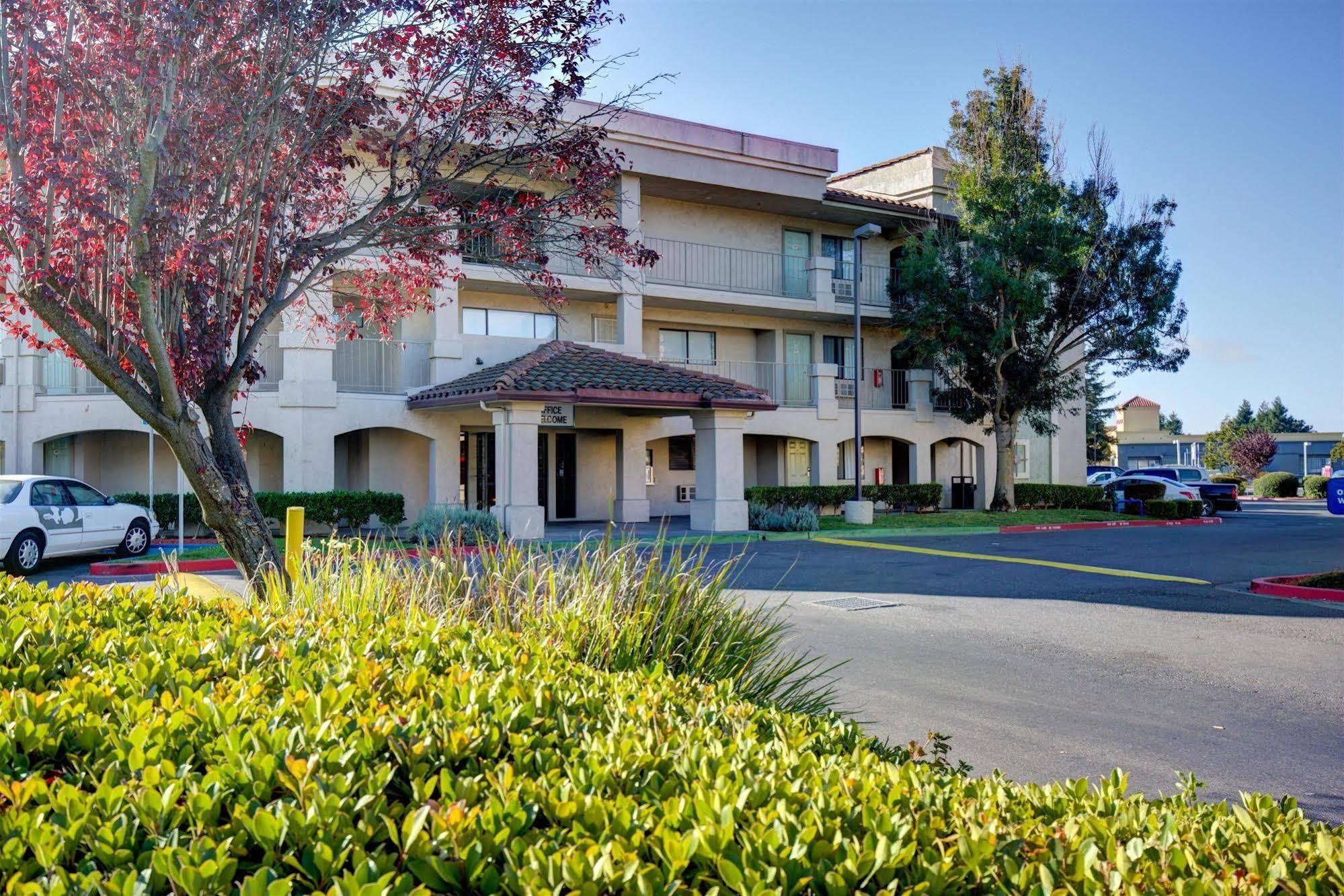 Inn At Rohnert Park Exteriör bild